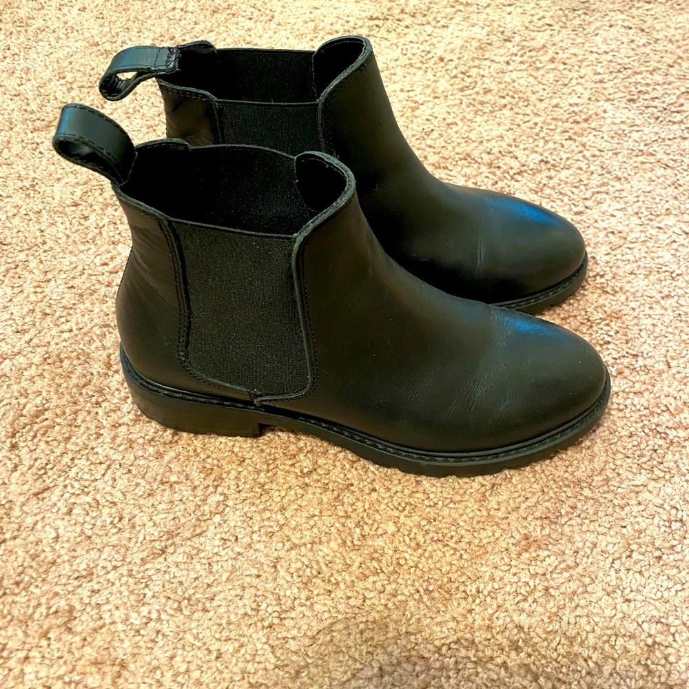 Steve Madden Boot - Picture 2 of 4